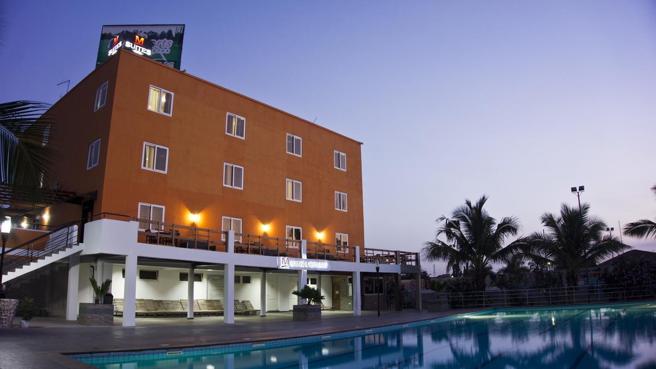 M Suites Hotel 阿克拉 外观 照片
