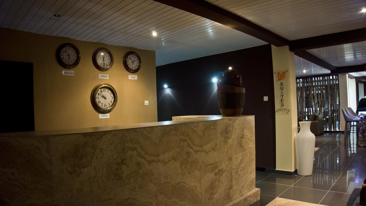 M Suites Hotel 阿克拉 外观 照片