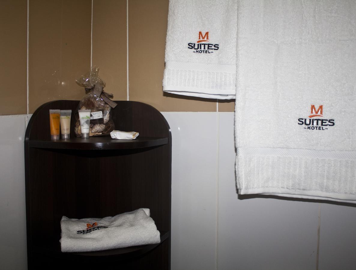 M Suites Hotel 阿克拉 外观 照片