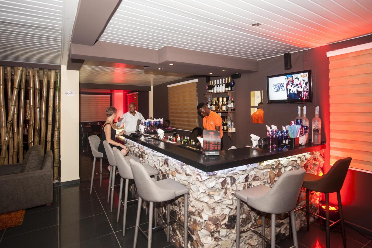 M Suites Hotel 阿克拉 外观 照片